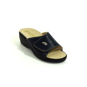 Pantofola donna con strappo