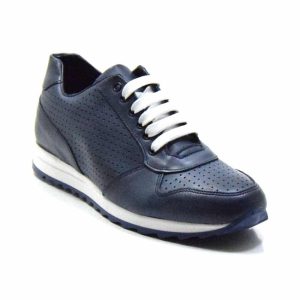 Scarpe modello sneaker uomo