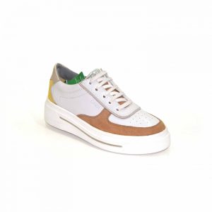 Sneakers allacciate e cerniera