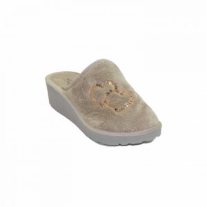 Pantofole con zeppa alta
