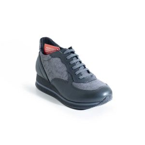 Sneakers allacciate donna