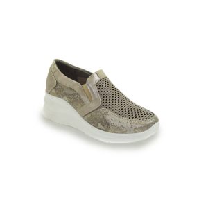 Mocassina donna a pianta larga